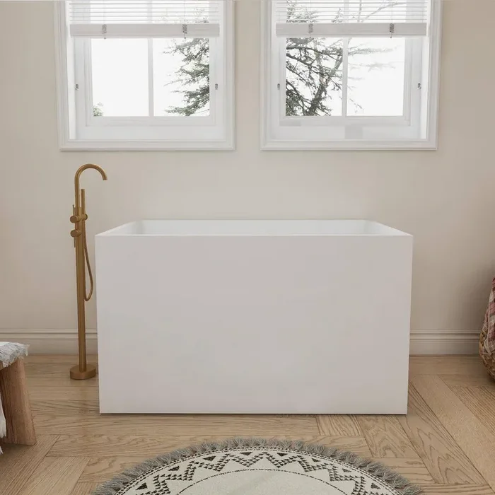 43.3 in. x 27.5 in. Acrylic Flatbottom Freestanding Bathtub Soaking Bathtub in White