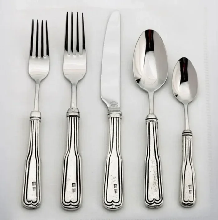 5 Piece Place Setting – Regent by Julie Wear