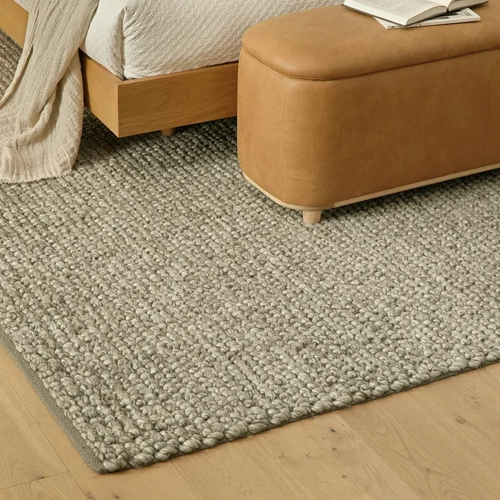 Hira 8 x 10 Rug – Metal Gray